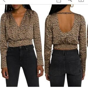 Good American Satin Faux Wrap Top in Leopard Print Size 1 (Sm)